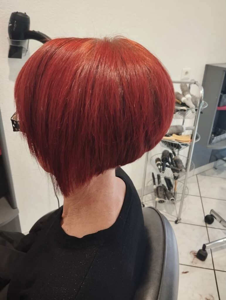 cheveux-court-rouge